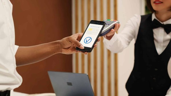 Choisir sa banque pour voyager sereinement
